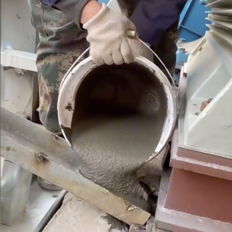 岳池旧混凝土基面需要怎么处理才能灌浆？